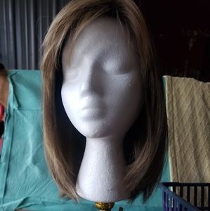Women's wig shoulder length with bangs